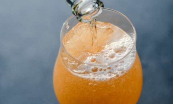 Bier inschenken voor drankspel